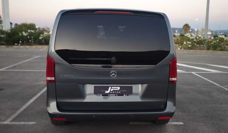 
								Mercedes-Benz V 300 PAQUETE AMG full									