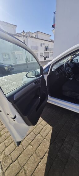 
										Volkswagen Golf 2016 full									
