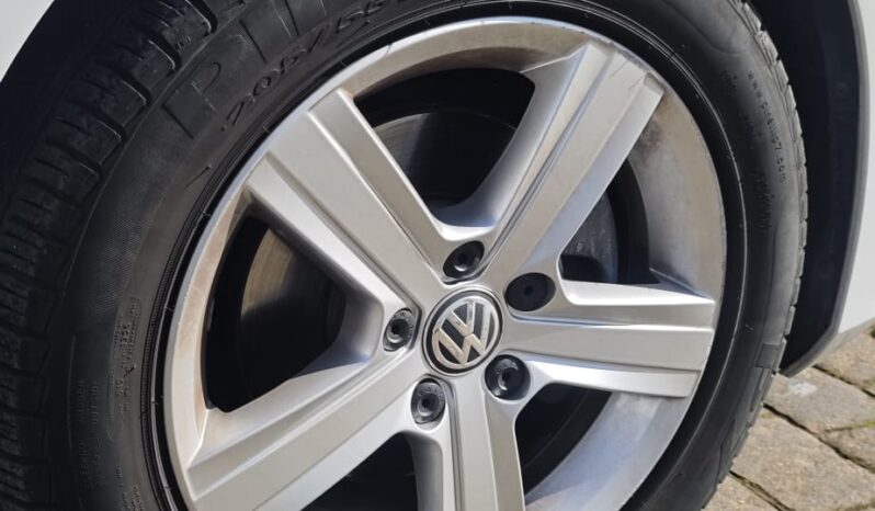 
								Volkswagen Golf 2016 full									