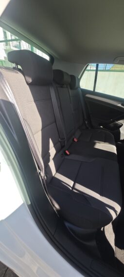 
										Volkswagen Golf 2016 full									