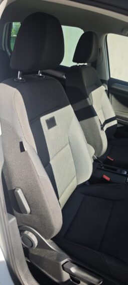 
										Volkswagen Golf 2016 full									
