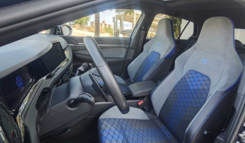 
								Volkswagen Golf 8R 320Cv full									