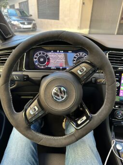 
										Volkswagen Golf R Unlimited R310 UNIDAD 8/50 full									