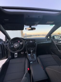 
										Volkswagen Golf R Unlimited R310 UNIDAD 8/50 full									