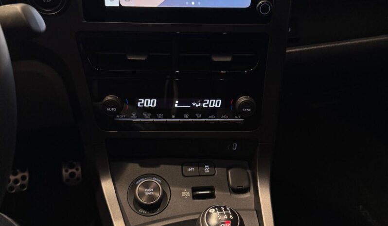 
								TOYOTA YARIS GR2 2024 full									