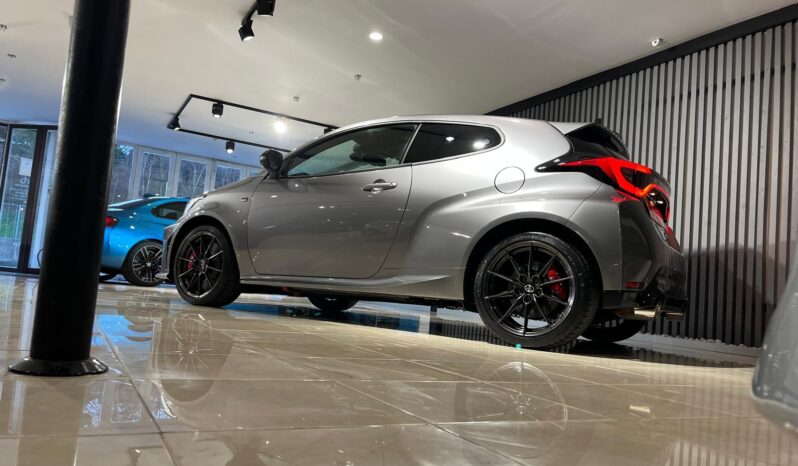 
								TOYOTA YARIS GR2 2024 full									